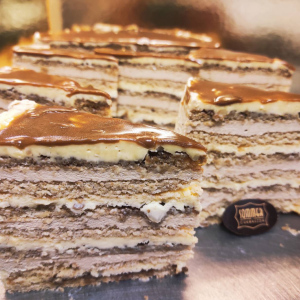 Kávés mandulás torta